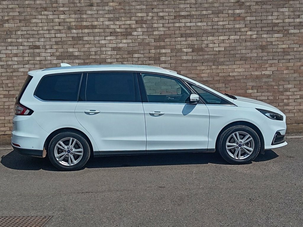 Ford Galaxy 2L Titanium White #3