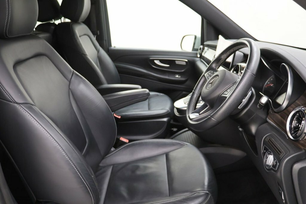Mercedes-Benz V Class 2L Sport Silver #6