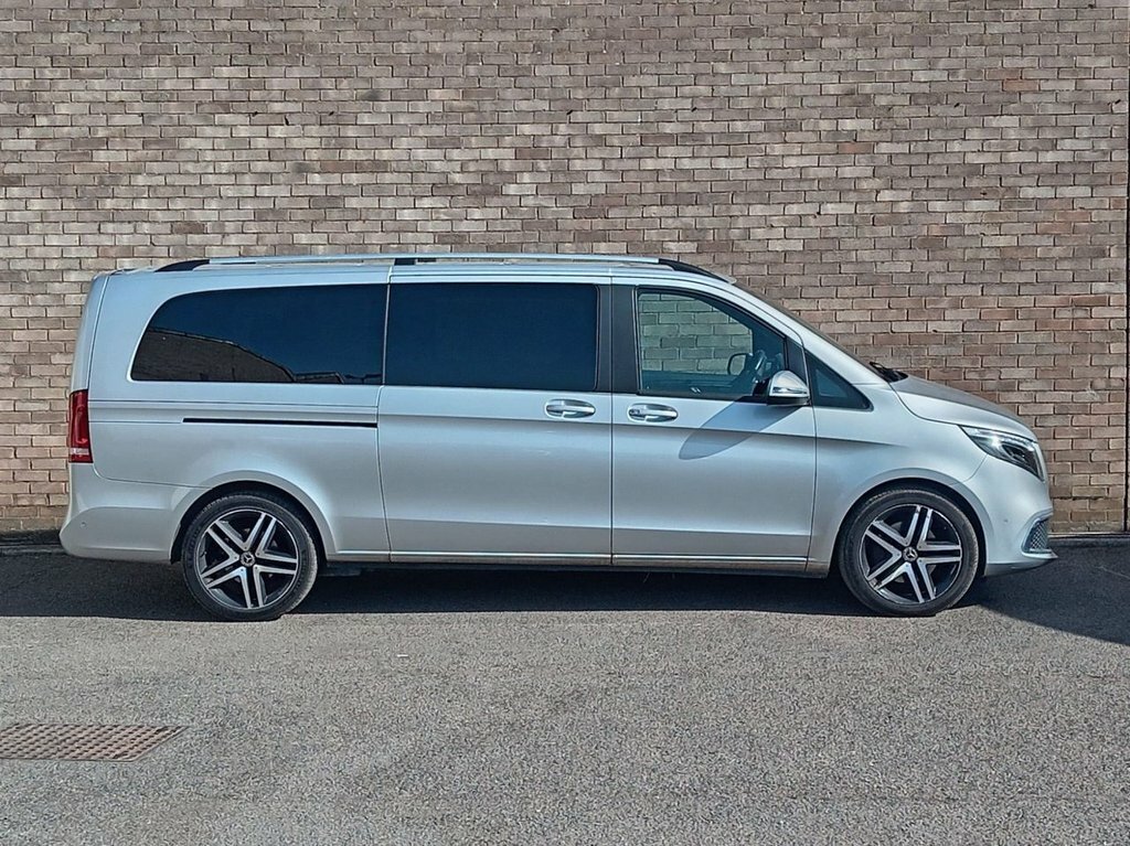 Mercedes-Benz V Class 2L Sport Silver #3