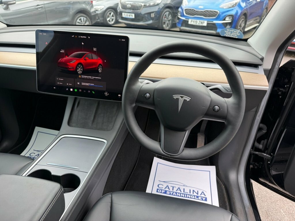 Tesla Model Y Suv MA23ZZV Black #4