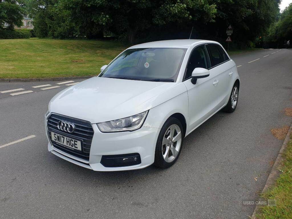 Audi A1 1.6 Tdi Black Edition Sportback S Tronic Euro 6 S  #3