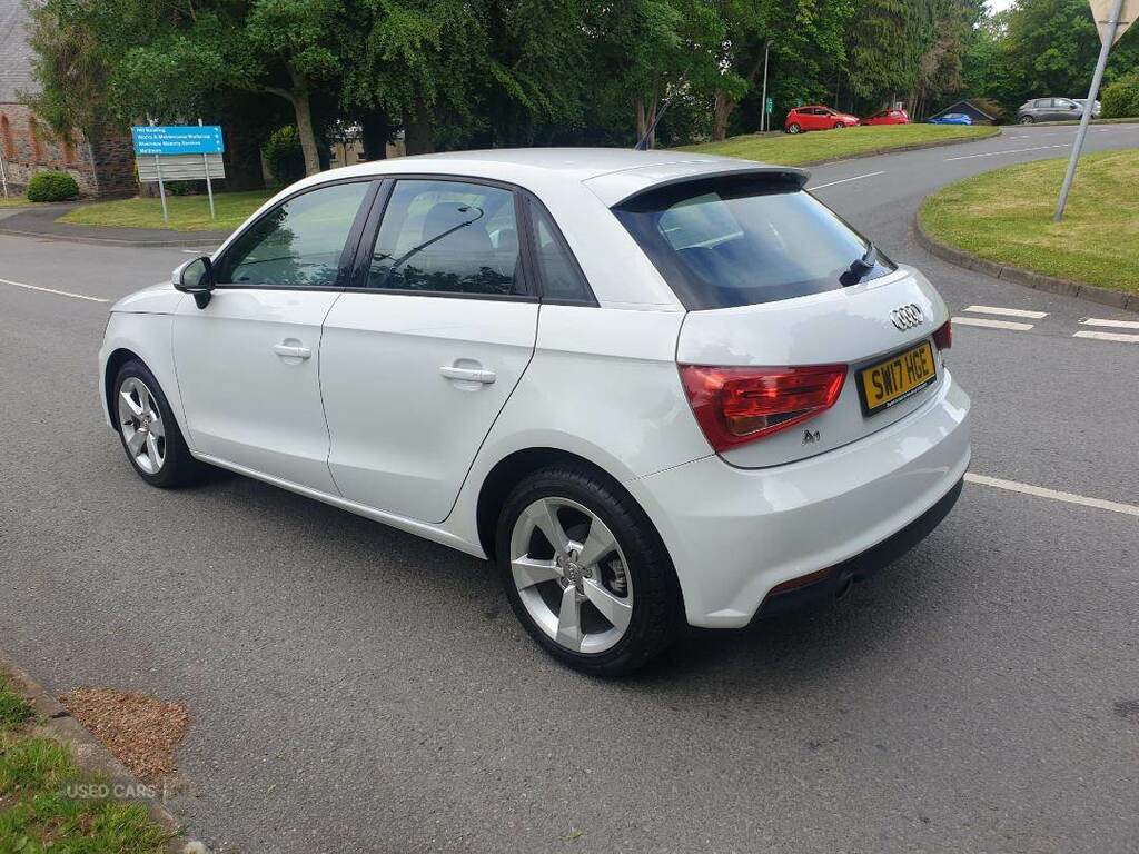 Audi A1 1.6 Tdi Black Edition Sportback S Tronic Euro 6 S  #5