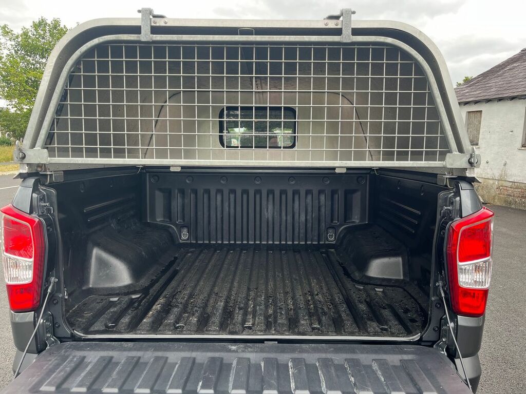 SsangYong Musso 2.2D Saracen Pickup Double Cab 4Wd Silver #24