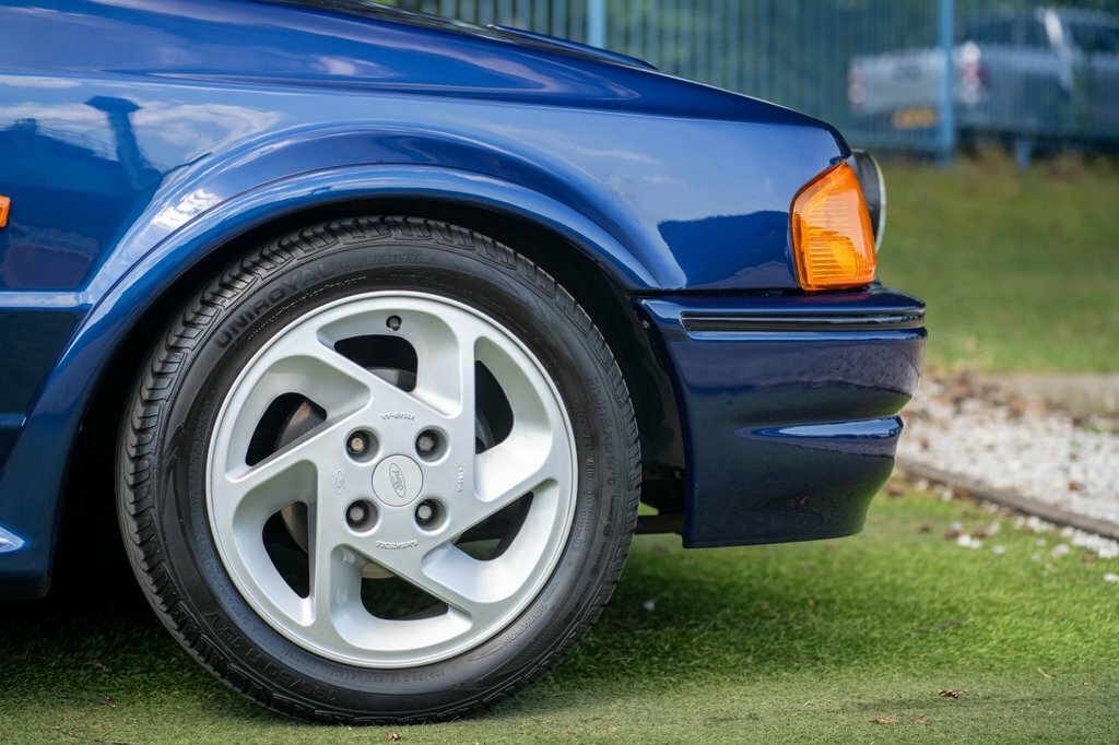 Ford Escort Convertible Blue #5