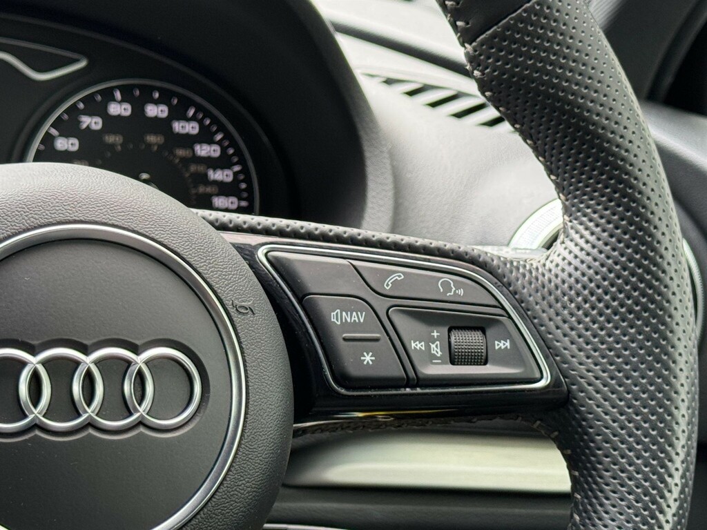 Audi A3 Audi A3 1.5 A3 Sportback 35 Tfsi Sport 5 White #47