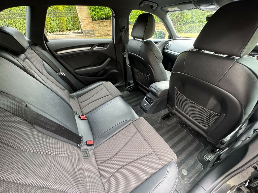 Audi A3 Audi A3 1.5 A3 Sportback 35 Tfsi Sport 5 White #48