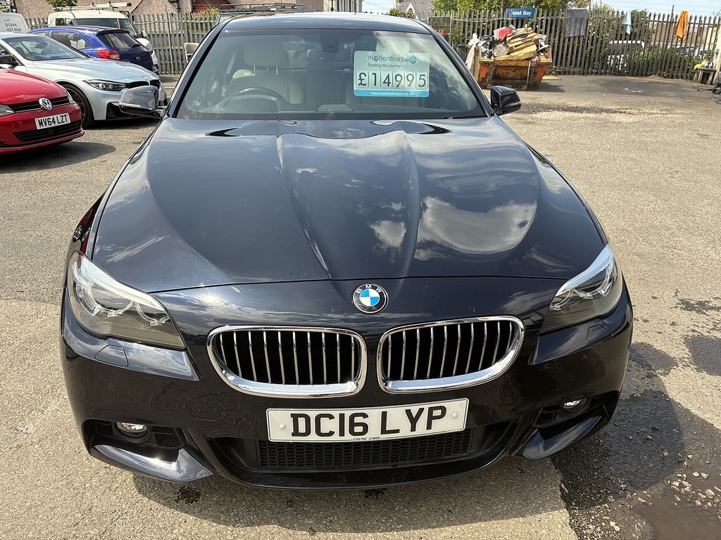 BMW 5 Series 520D M Sport Black #2