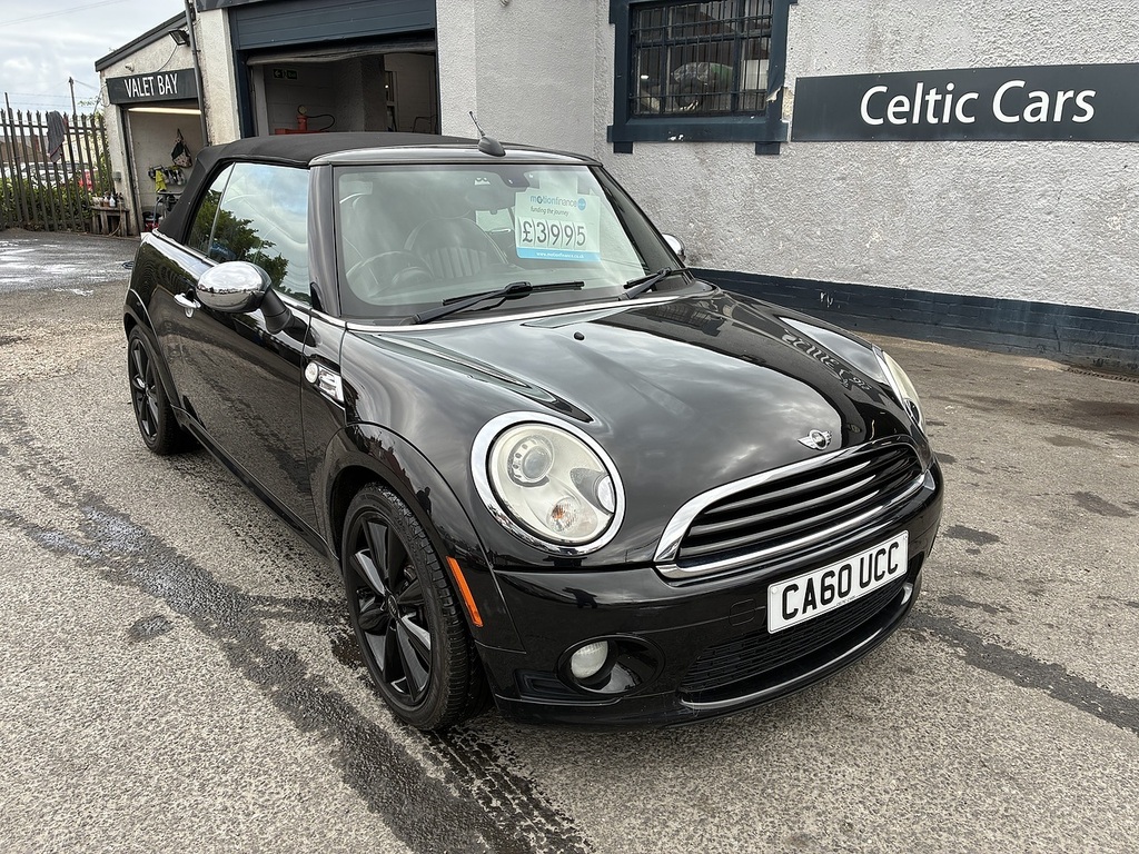 Mini Convertible Cooper D Black