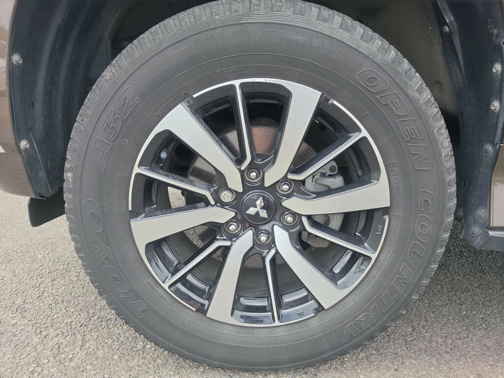 Mitsubishi Shogun Sport 2.4D 4 4Wd Euro 6 Brown #5