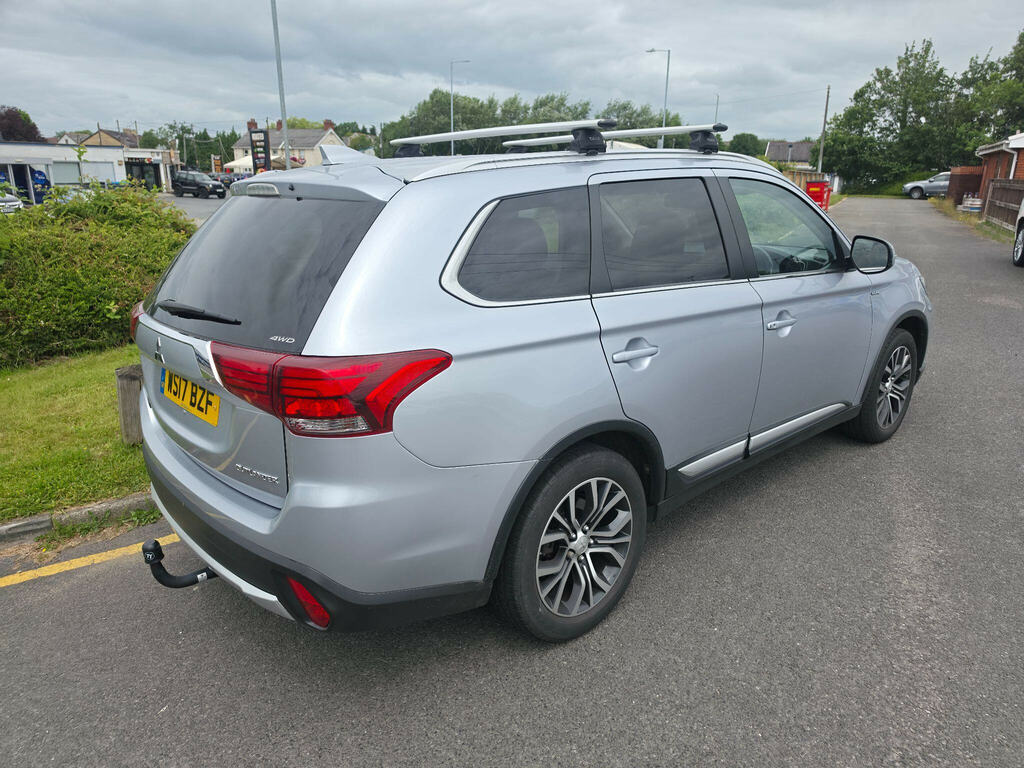 Mitsubishi Outlander 2.2 Di-d 4 4Wd Euro 6 Silver #2