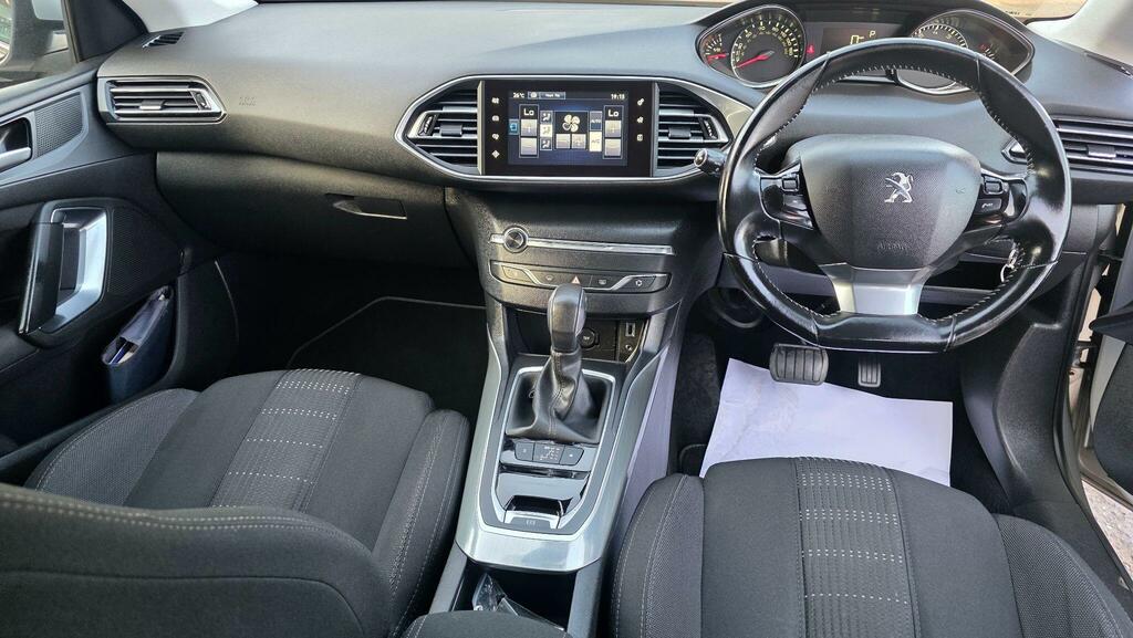 Peugeot 308 1.6 Bluehdi Allure Grey #24