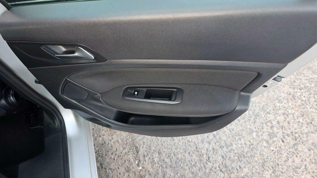 Peugeot 308 1.6 Bluehdi Allure Grey #37