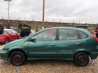 Nissan Almera Tino 1.8 Se Grey #18