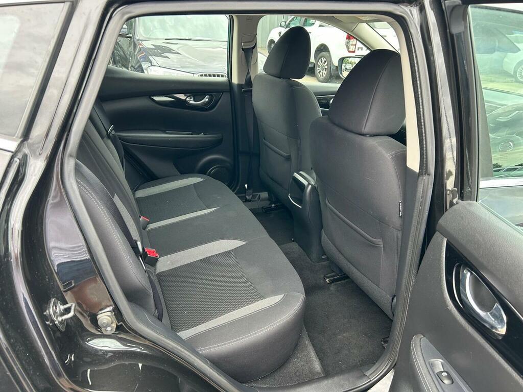 Nissan Qashqai 1.3 Dig-t Acenta Premium Euro 6 Ss Black #6