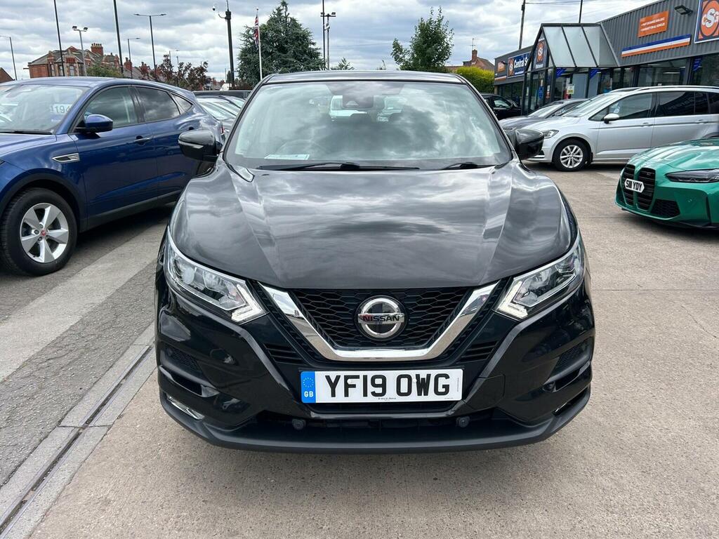 Nissan Qashqai 1.3 Dig-t Acenta Premium Euro 6 Ss Black #2