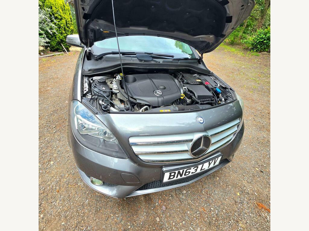 Mercedes-Benz B Class 1.6 B180 Sport Euro 6 Ss Red #16