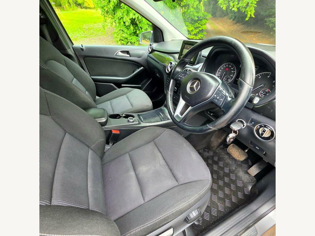 Mercedes-Benz B Class 1.6 B180 Sport Euro 6 Ss Red #18