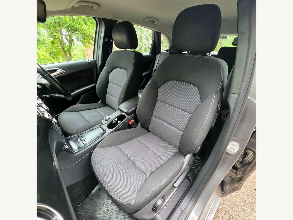 Mercedes-Benz B Class 1.6 B180 Sport Euro 6 Ss Red #33