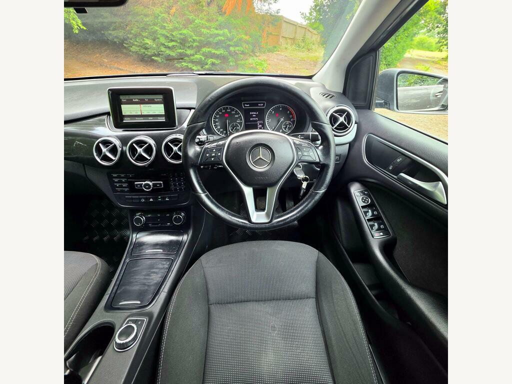 Mercedes-Benz B Class 1.6 B180 Sport Euro 6 Ss Red #22