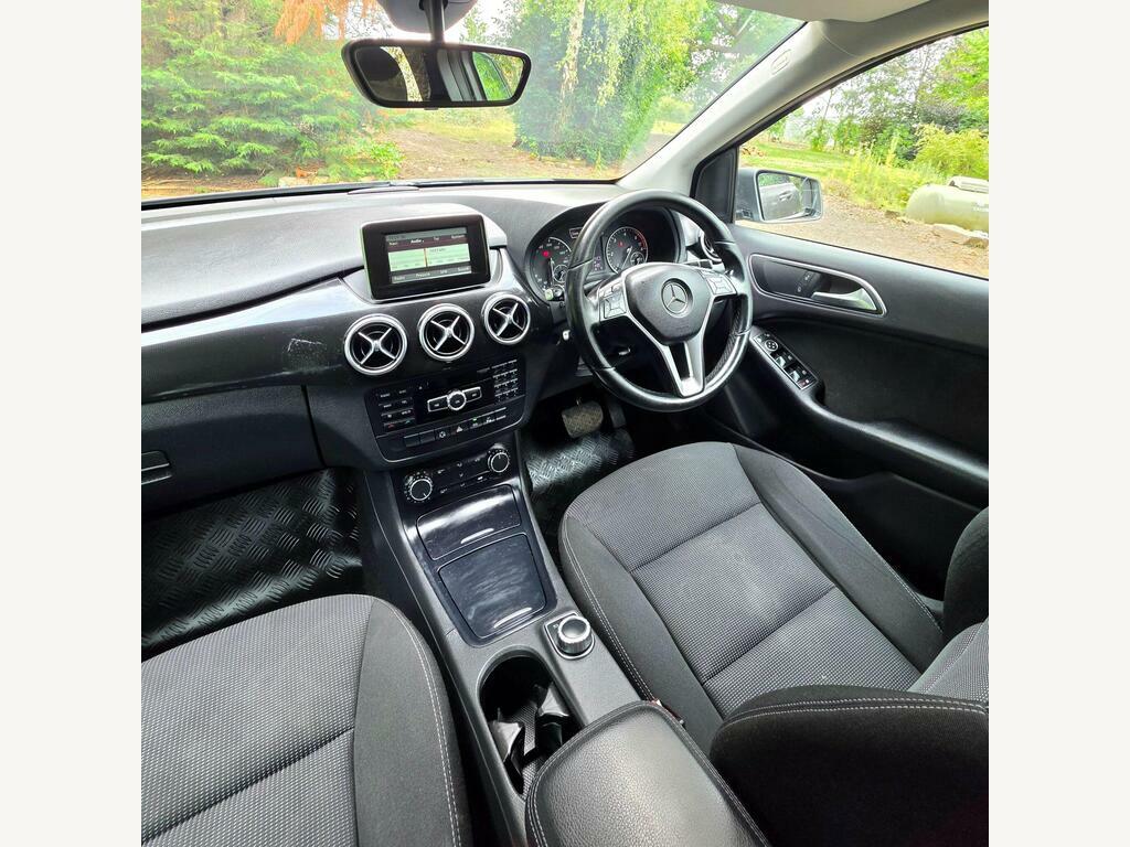 Mercedes-Benz B Class 1.6 B180 Sport Euro 6 Ss Red #29