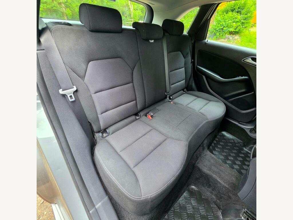 Mercedes-Benz B Class 1.6 B180 Sport Euro 6 Ss Red #40