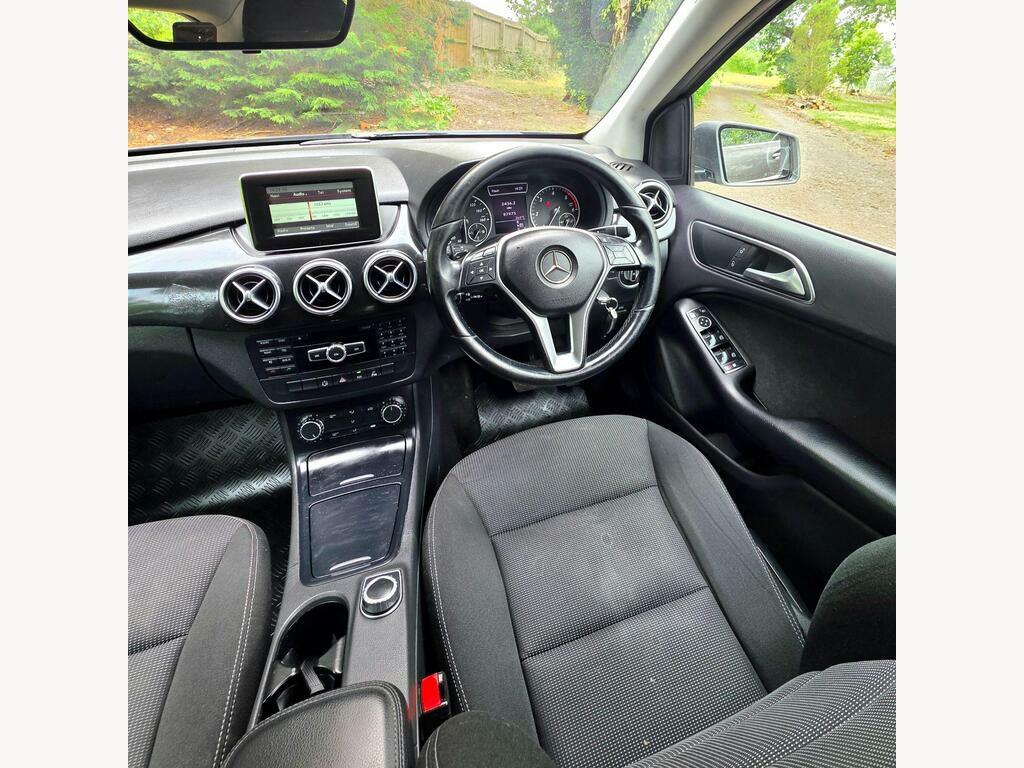 Mercedes-Benz B Class 1.6 B180 Sport Euro 6 Ss Red #28