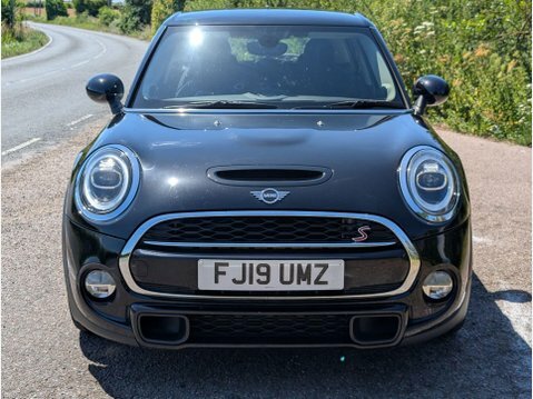 Mini Hatch 1.5 Cooper Sport II Silver #28