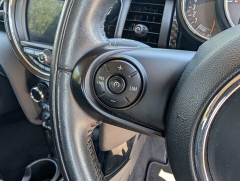 Mini Hatch 1.5 Cooper Sport II Silver #18