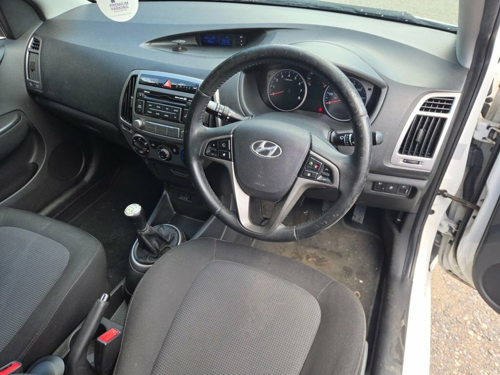 Hyundai I20 1.2 Comfort Hatchback Euro 5 77 Grey #10