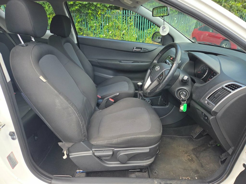 Hyundai I20 1.2 Comfort Hatchback Euro 5 77 Grey #11