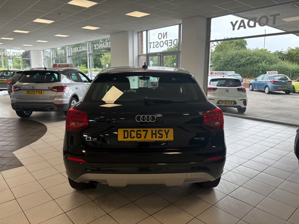 Audi Q2 1.0 L Tfsi Sport  #3