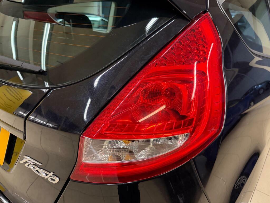 Ford Fiesta Fiesta Zetec Green #12