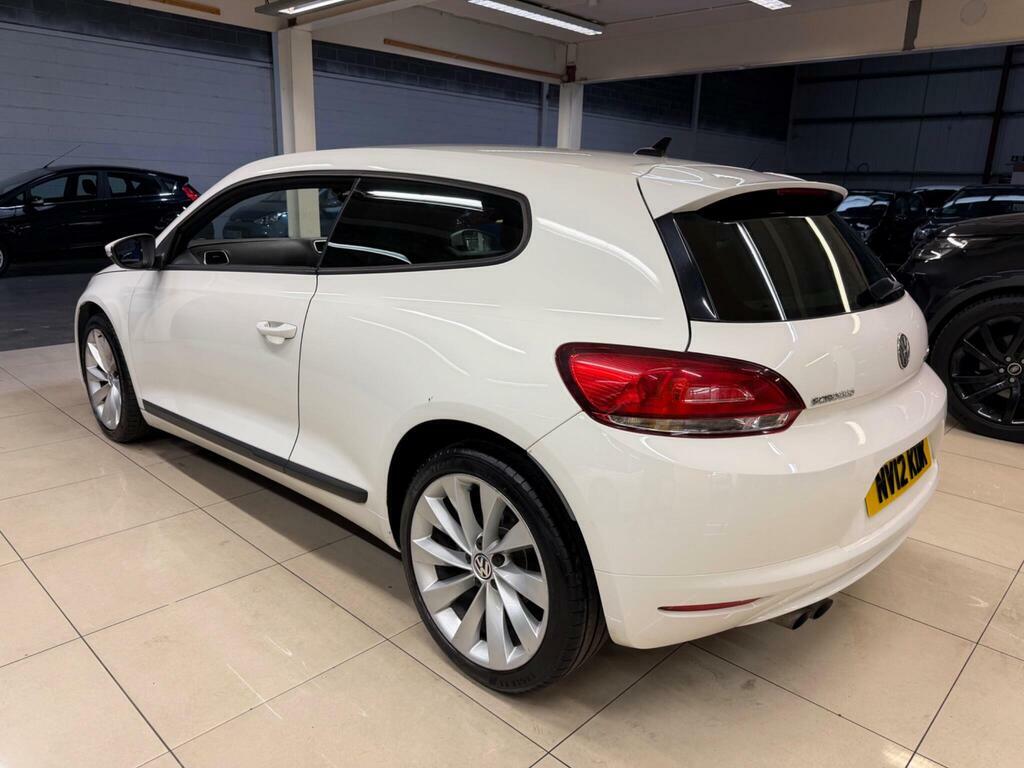 Volkswagen Scirocco 2.0 Tdi Bluemotion Tech Gt Euro 5 S S White #4