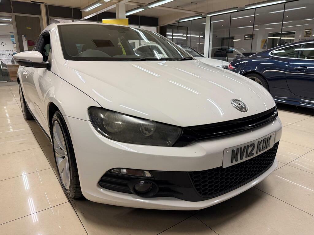 Volkswagen Scirocco 2.0 Tdi Bluemotion Tech Gt Euro 5 S S White