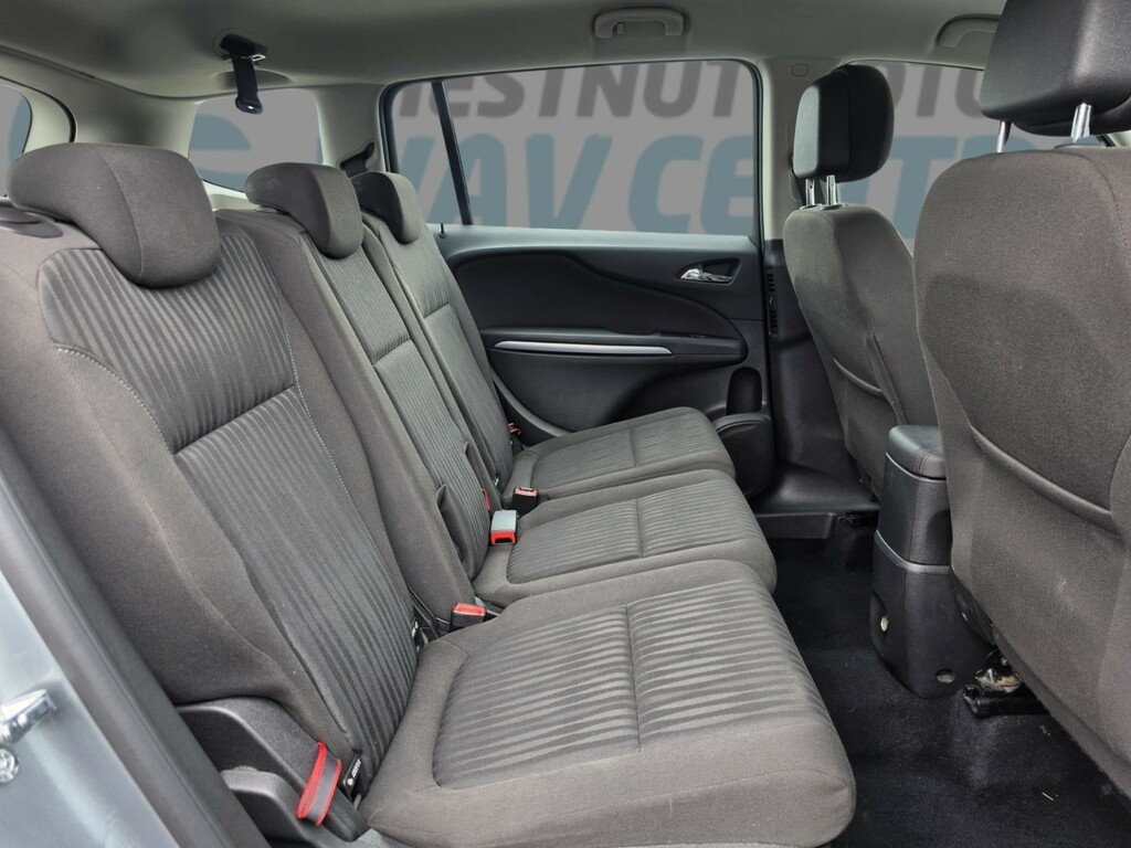 Vauxhall Zafira Tourer Tourer 1.4 Se White #17