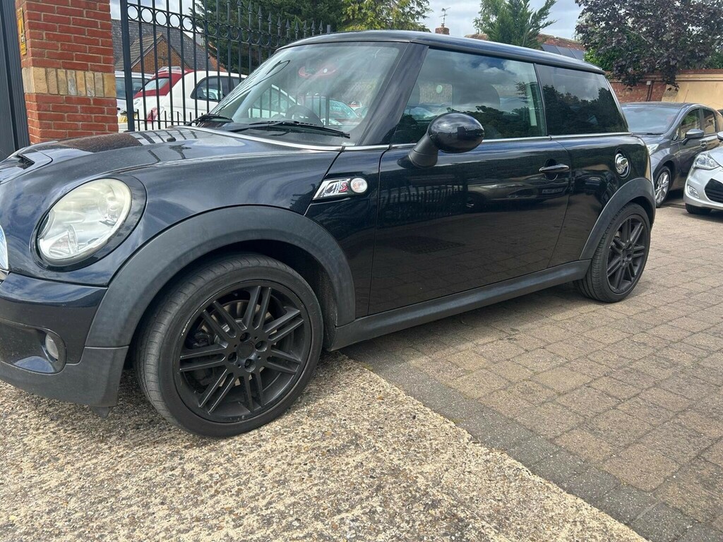 Mini Hatch Hatchback 1.6 Cooper S Euro 4 200707 Black #3