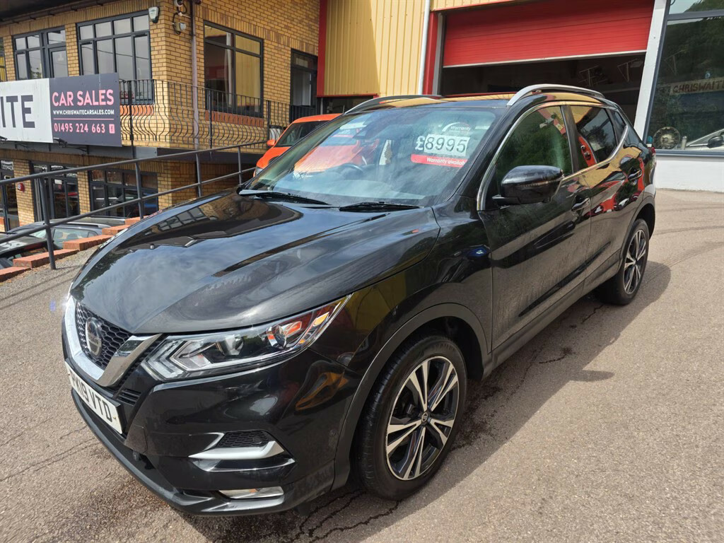 Nissan Qashqai Dci N-connecta Hatchback Black