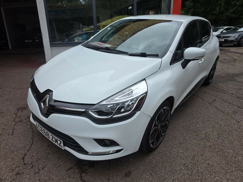 Renault Clio Iconic Tce Hatchback White