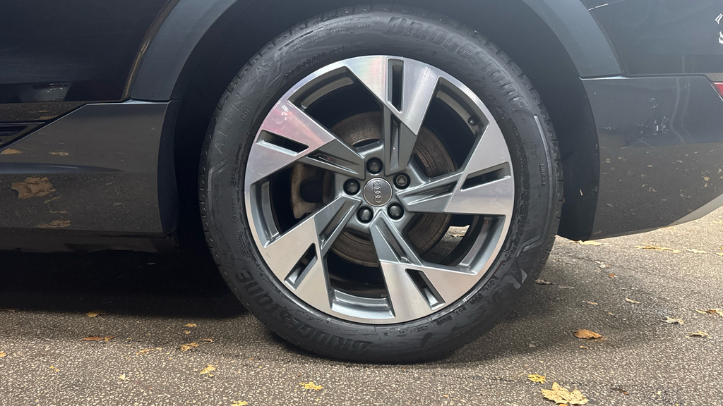 Audi E-tron 300Kw 55 Quattro 95Kwh S Line Black #19