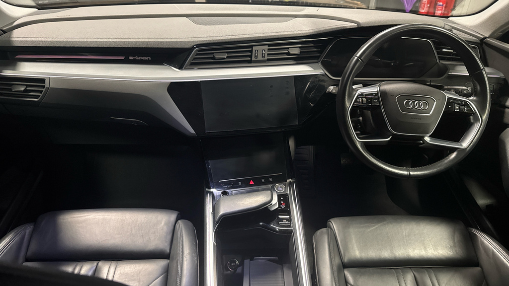 Audi E-tron 300Kw 55 Quattro 95Kwh S Line Black #11