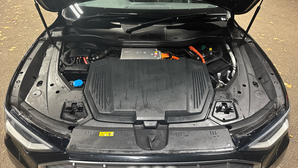 Audi E-tron 300Kw 55 Quattro 95Kwh S Line Black #17