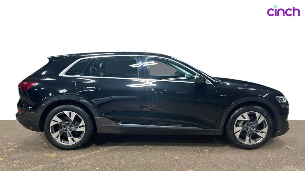 Audi E-tron 300Kw 55 Quattro 95Kwh S Line Black #2