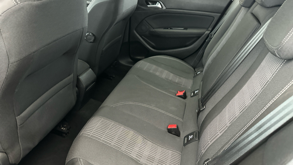 Peugeot 308 1.5L Bluehdi Ss Active Black #20