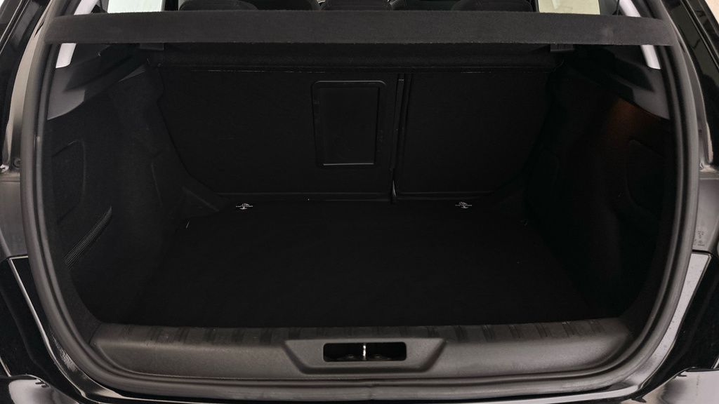 Peugeot 308 1.5L Bluehdi Ss Active Black #21