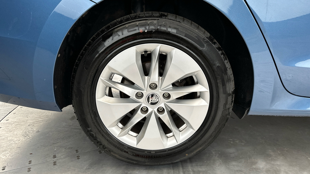 Skoda Octavia 1.4 Tsi Iv 13Kwh Se Technology Plug-in Dsg White #25