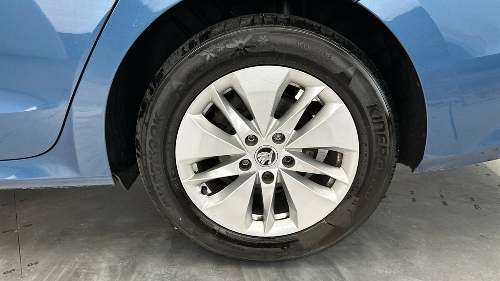 Skoda Octavia 1.4 Tsi Iv 13Kwh Se Technology Plug-in Dsg White #24