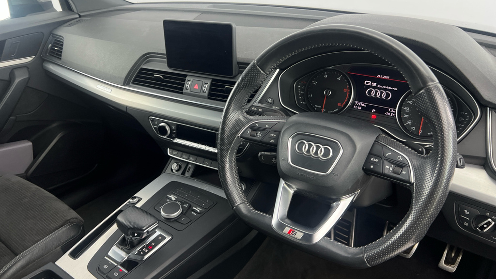 Audi Q5 2.0 Tdi Quattro Sport S Tronic 2018 Black #9