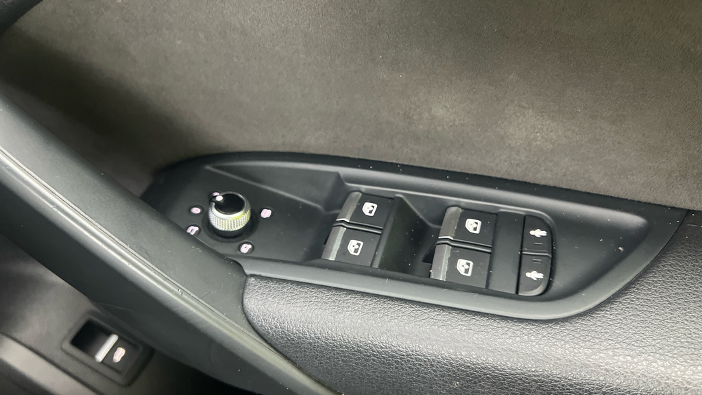 Audi Q5 2.0 Tdi Quattro Sport S Tronic 2018 Black #14