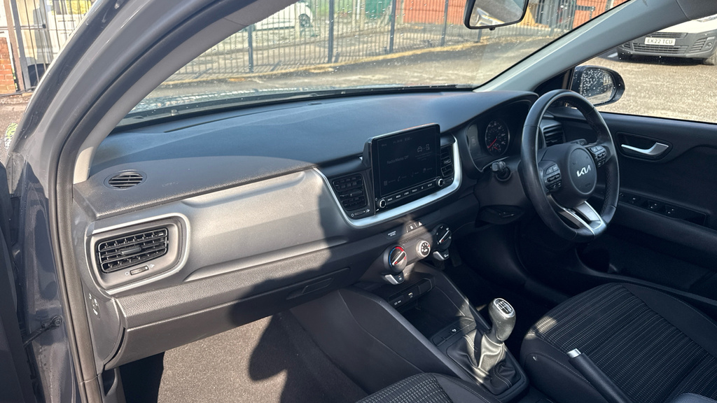 Kia Stonic 1.0 T-gdi 2 Suv Dct Grey #13