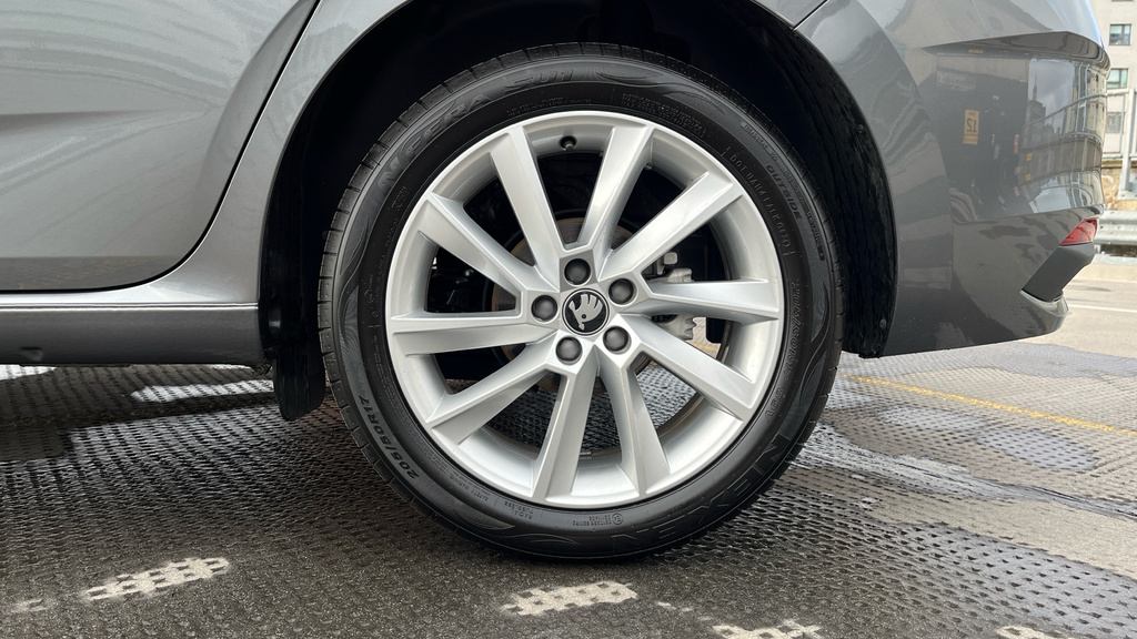 Skoda Scala 1.0 Tsi 116 Monte Carlo Edition Dsg Grey #25